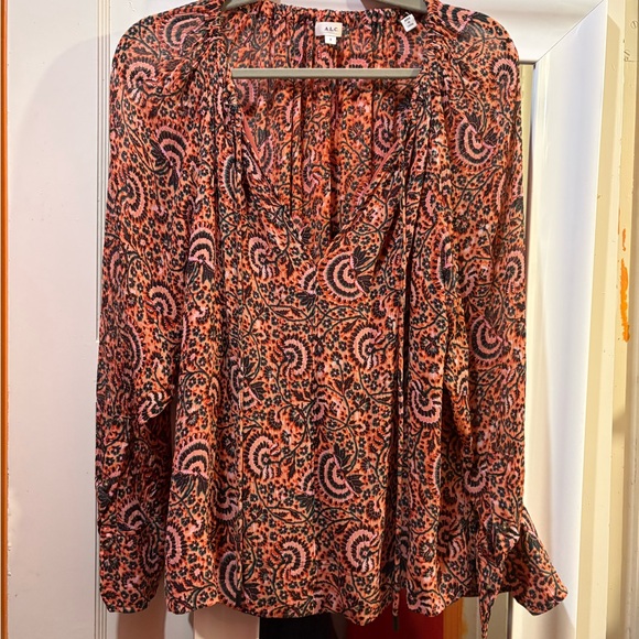 A.L.C. 100% silk orange,pink&black paisley blouse size 8 Bohemian luxury top. - Picture 4 of 7